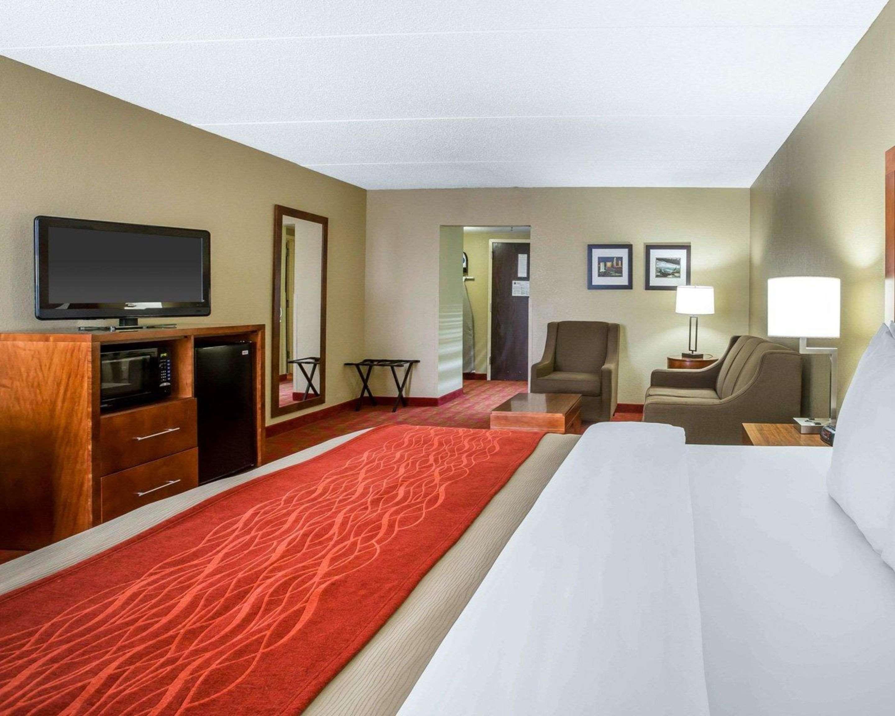 Comfort Inn Matthews / Charlotte Exterior photo
